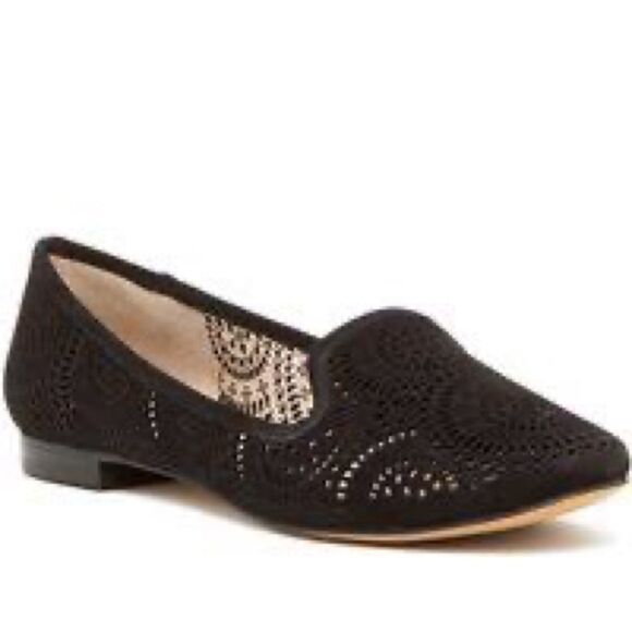 Black Laser Cut Flats - Picture 1 of 9